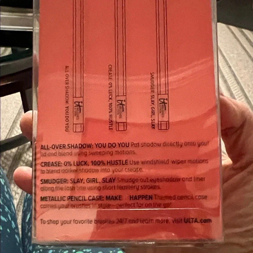 NWT Ulta Beauty Make It Happen Brushes - Pink and Orange